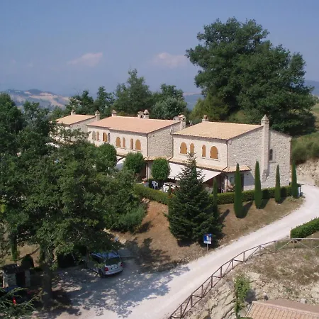 Holiday In The Countryside With Swimming Pool And Tennis Court Montelparo
