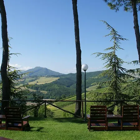 Holiday In The Countryside With Swimming Pool And Tennis Court Дом отдыха *